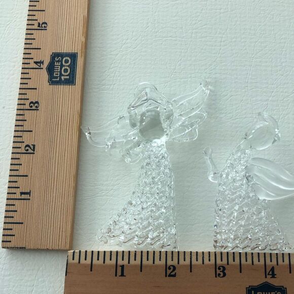 4 GLASS ANGELS: MATCHING PAIR AND 2 OTHERS - Picture 8 of 14